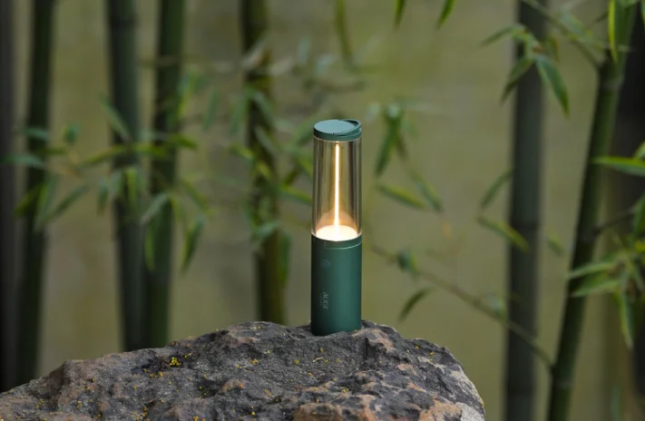 highlight outdoor light in camping