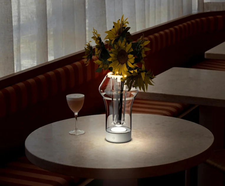 hospitality vase portable table lamp
