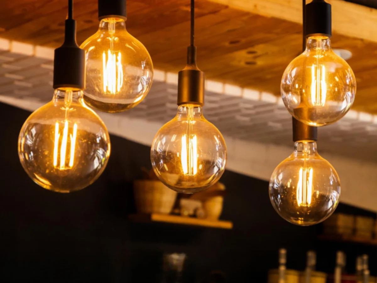 Decorative Light Bulbs Guide: Vintage & Retro Filament
